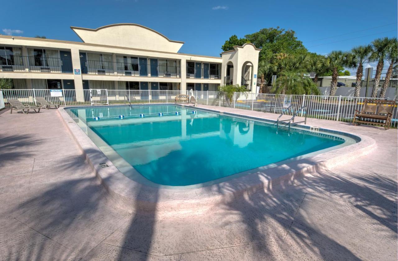 Bayside Inn Pinellas Park - Clearwater المظهر الخارجي الصورة