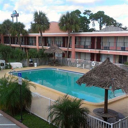 Bayside Inn Pinellas Park - Clearwater المظهر الخارجي الصورة