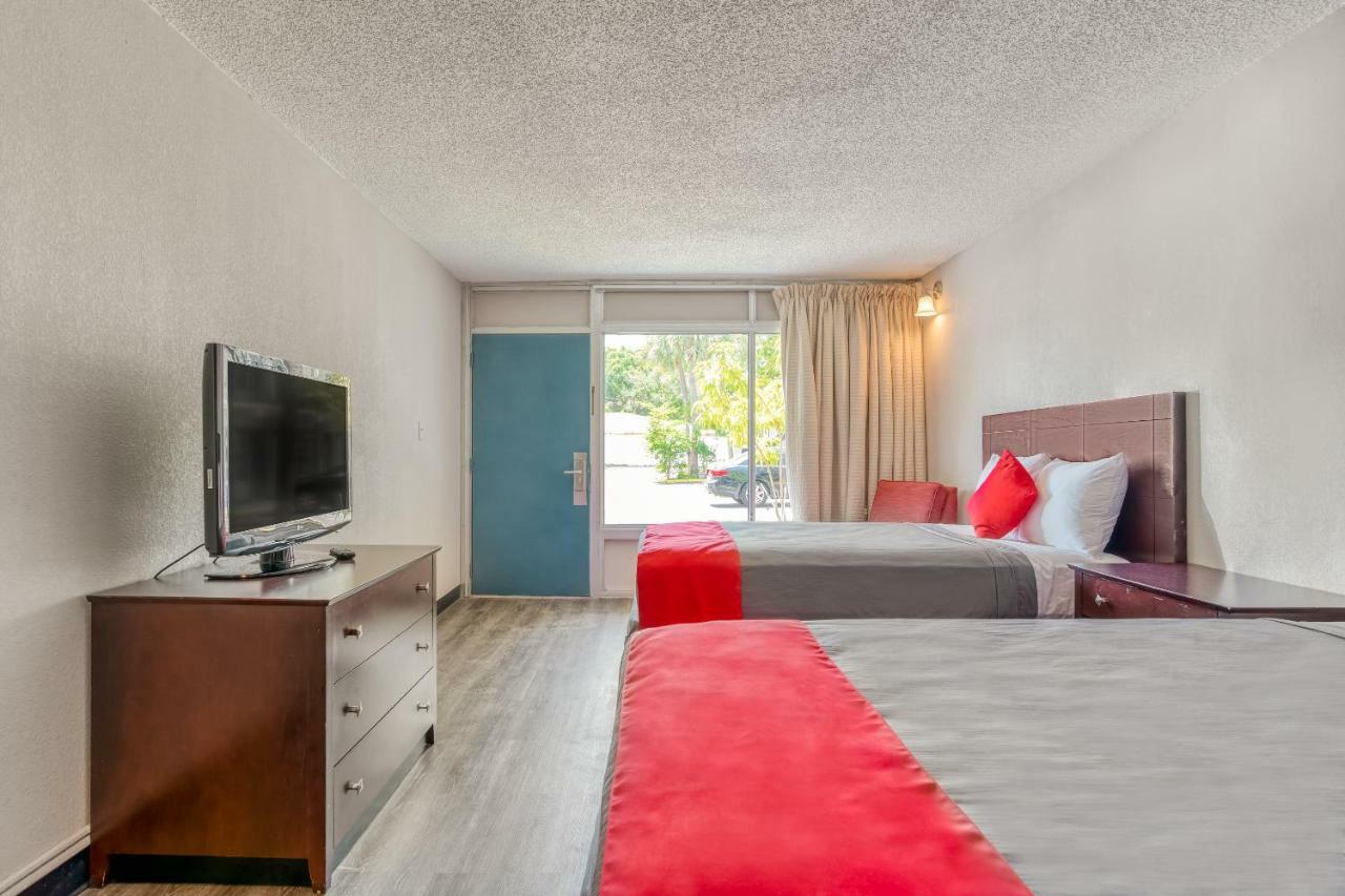 Bayside Inn Pinellas Park - Clearwater المظهر الخارجي الصورة