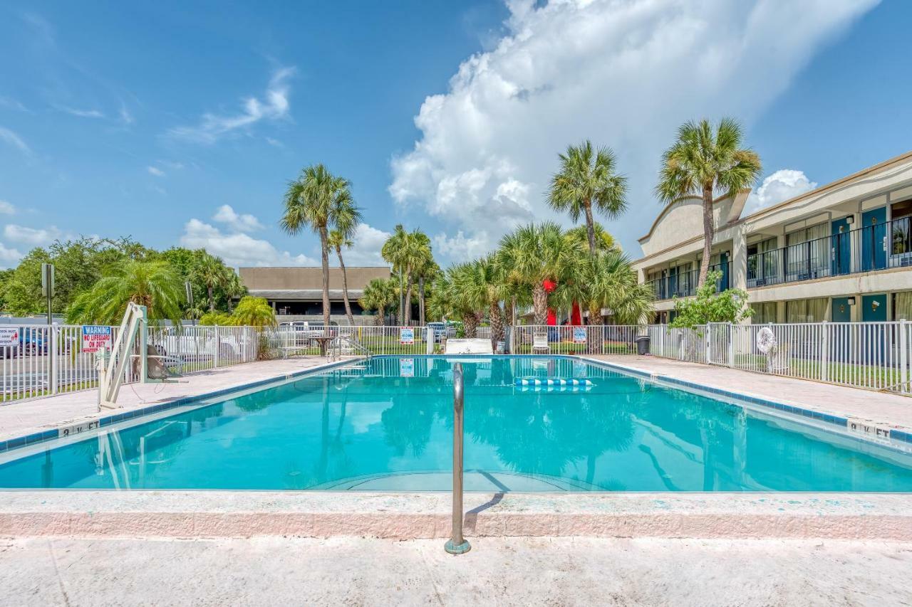 Bayside Inn Pinellas Park - Clearwater المظهر الخارجي الصورة